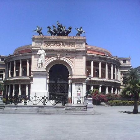 Palermo Centrale Luaran gambar